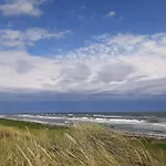 6 Person In *